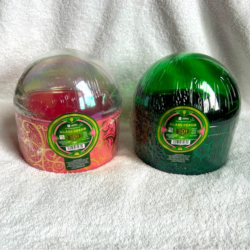 Wicked Target Glass Decor Elphaba & Glinda pink and Green Set New